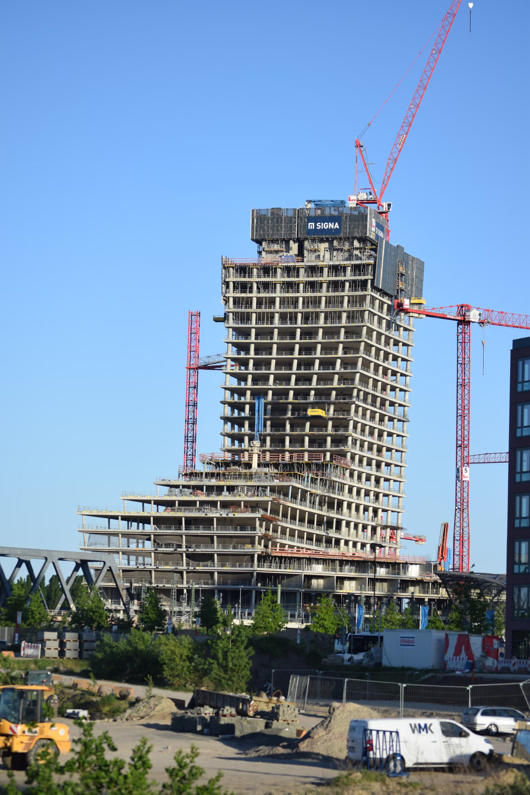 Completions fall 14% as Germany misses housing target again - Real ...