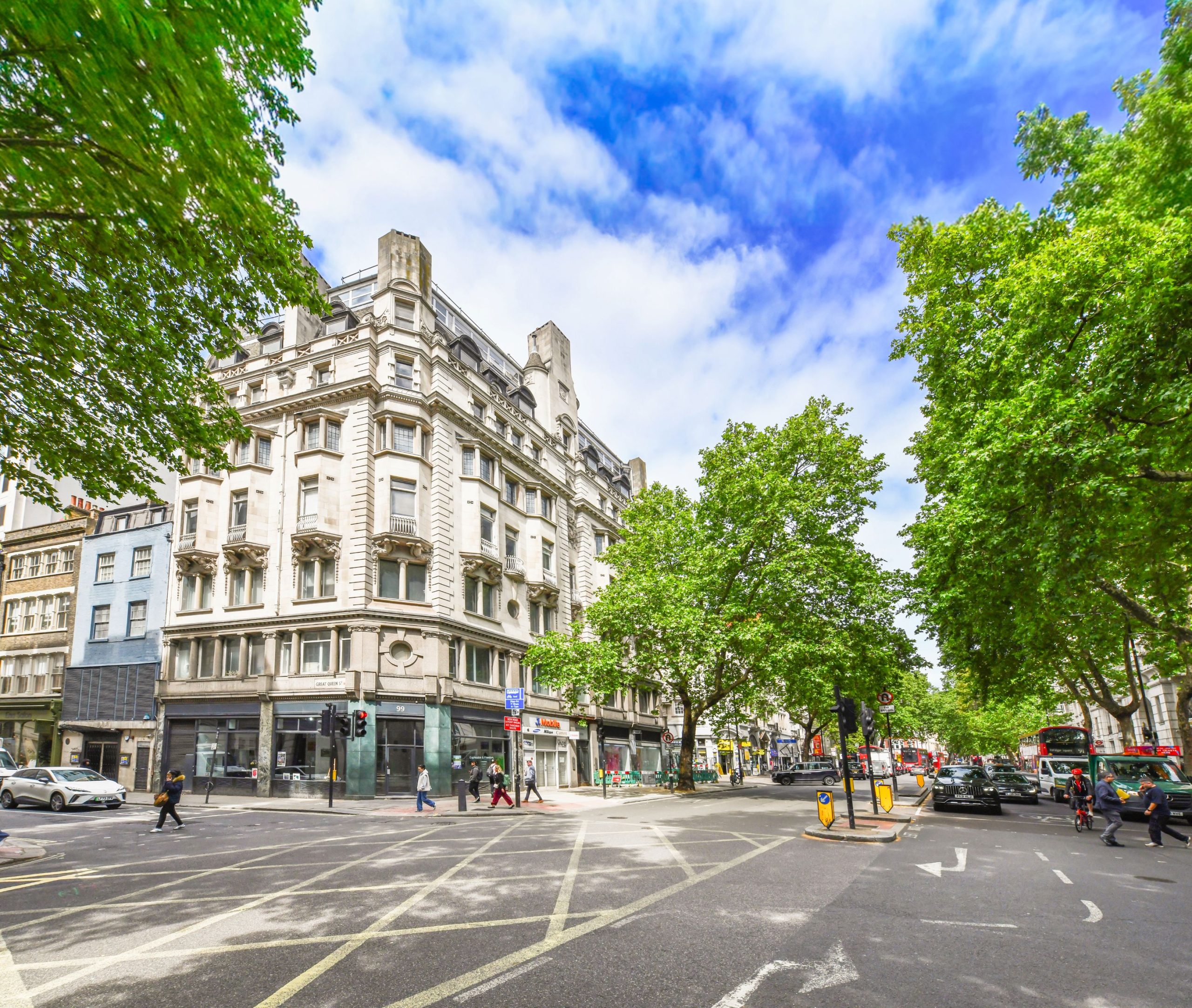 Knight Frank to sell Kingsway House in London with consent to turn it into an 80-room hotel