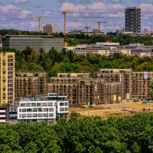 Iran conflict and rising interest rates halt German real estate recovery